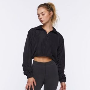 NWT Black cropped wind breaker jacket